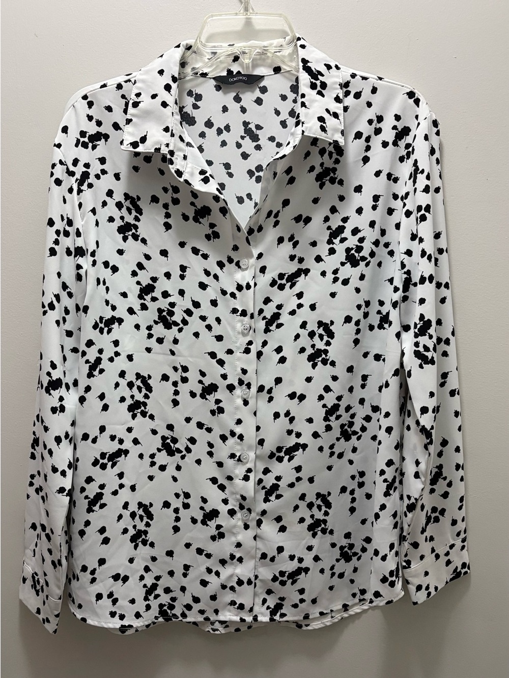 Women's Black & White Spot Print Button-Up Blouse